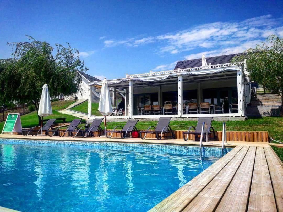 Pike Inn Dunavatul de Sus Dunavăţu de Sus Exterior foto
