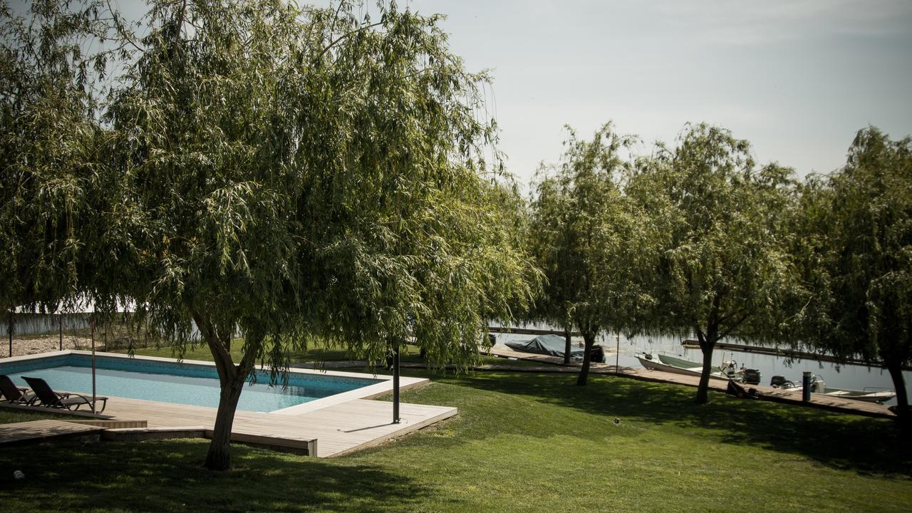 Pike Inn Dunavatul de Sus Dunavăţu de Sus Exterior foto